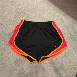 Women’s Nike Tempo Shorts